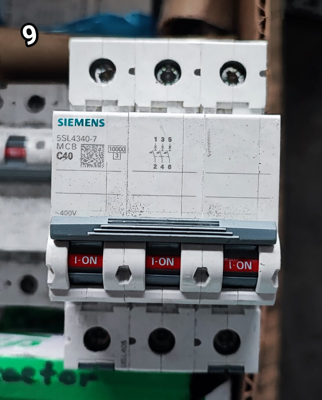Breaker termomagnético riel DIN 3P C40 10kA (SENTRON)